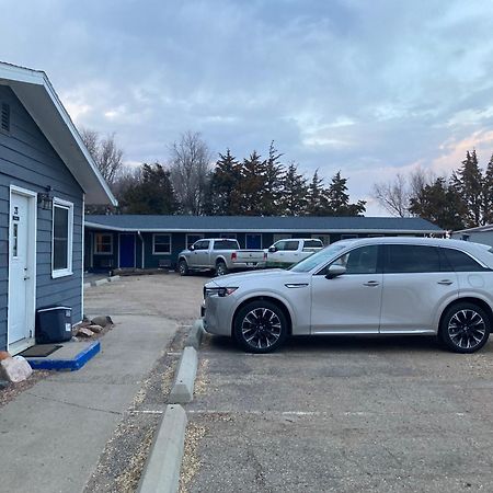 Dew Drop Inn Motel By Oyo Miller Sd Exteriör bild